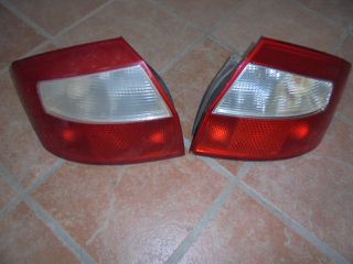 AUDI A4 00-04 ΦΑΝΑΡΙΑ ΠΙΣΩ