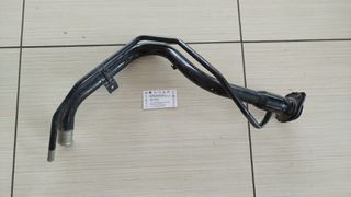 ΛΑΙΜΟΣ ΡΕΖΕΡΒΟΥΑΡ ΒΕΝΖΙΝΗΣ SUZUKI SWIFT 2011-2016.