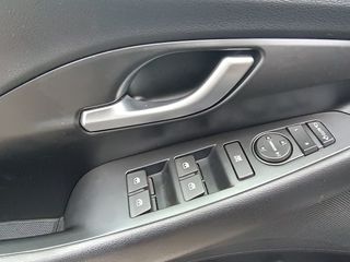 Hyundai i 30 2019 YES-thumb-20