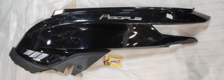 ΚΑΠΑΚΙ ΚΑΤΩ ΣΕΛΑΣ ΑΡΙΣΤΕΡΟ KYMCO PEOPLE GTi 200/300 ABS ΜΑΥΡΟ