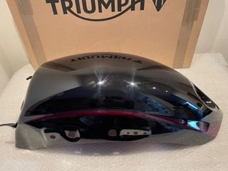 Triumph rear mudguard assy ROCKET III φτερό πίσω T2305852-PU