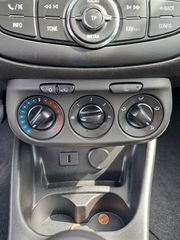 Opel Corsa 2015-thumb-22
