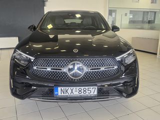 Mercedes-Benz GLC Coupe 2024 AMG Line 300 de 4Matic Coupe-thumb-1