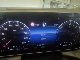 Mercedes-Benz GLC Coupe 2024 AMG Line 300 de 4Matic Coupe-thumb-6