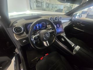 Mercedes-Benz GLC Coupe 2024 AMG Line 300 de 4Matic Coupe-thumb-8