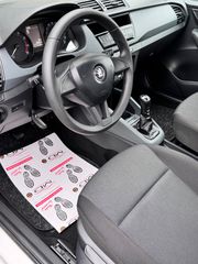 Skoda Fabia 2016-thumb-5