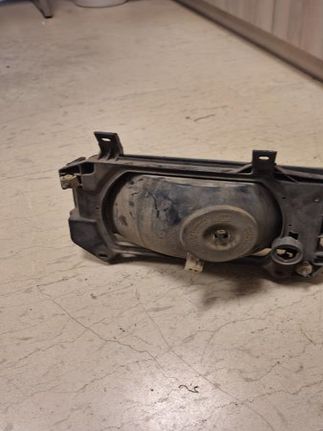 ΦΑΝΑΡΙ ΕΜΠ, ΔΕ. VW TRANSPORTER T4 91-03 ΓΝΗΣΙΟ ΓΥΑΛΙΝΟ 886005131