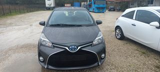 Toyota Yaris 2015 1.5 HYBRID