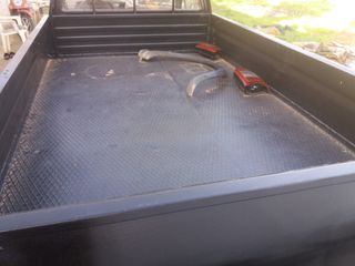 Nissan PickUp 1986 720-thumb-5