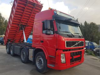 Ανατροπή Volvo 2008 FM440 8X4-thumb-11