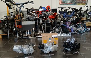 kinitires - moter apo 50cc eos 212cc  c50 glx dax chaly astrea supra ss50 z50j Z50R monkey Gorilla lifan skyteam Jincheng Jintong JC50 MODIFYING GARAGE "since1993" TAKEGAWAGR - 4miniracingparts,gr
