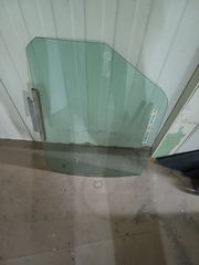 Πισω L+R τζάμι πορτας Ford Sierra 4door