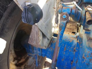 Τρακτέρ Ford 1986 6600-thumb-5