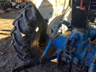 Τρακτέρ Ford 1986 6600-thumb-6