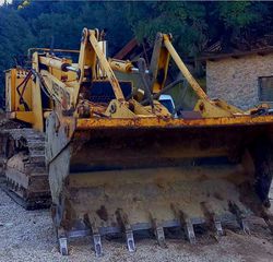Φορτωτής Με Ερπύστριες MF 1988 D200-thumb-3