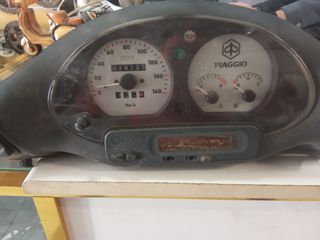 PIAGGIO HEXAGON 125 GTX-thumb-1