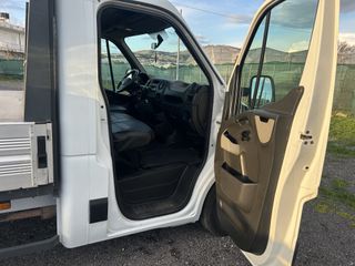 Opel Movano 2013-thumb-12