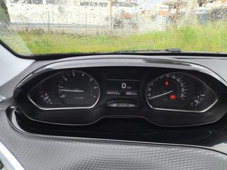 Peugeot 208 2015 Allure Navi-thumb-10