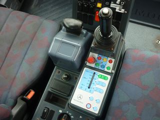 Ανατροπή Unimog 2006 U300-thumb-37