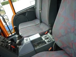 Ανατροπή Unimog 2006 U300-thumb-28