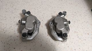 Yamaha δαγκάνες & τακάκια για Drag Star 650, Royal Star 1300, Wild Star 1600/1700