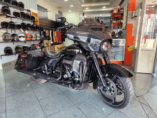 Harley Davidson Touring CVO Street Glide 2017-thumb-1