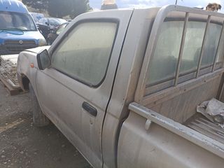 Nissan Navara D22-thumb-1