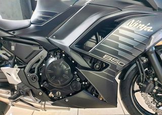 Kawasaki Ninja 650 2026-thumb-3