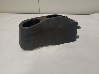 Κονσόλα ταχυτήτων - Ποτηροθήκη από Toyota Aygo - 58904-0H010