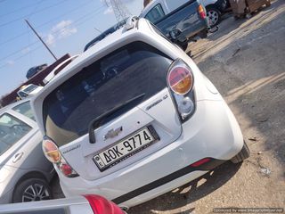 Chevrolet Spark 2012-thumb-4
