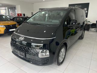 Hyundai Staria 2025 9 θέσιο
