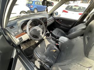 Suzuki Grand Vitara 2005-thumb-10