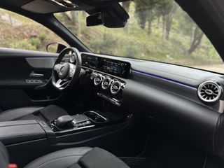 Mercedes-Benz A 250 2020 AMG-Line Pano Led-thumb-16