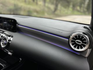 Mercedes-Benz A 250 2020 AMG-Line Pano Led-thumb-23