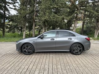 Mercedes-Benz A 250 2020 AMG-Line Pano Led-thumb-1