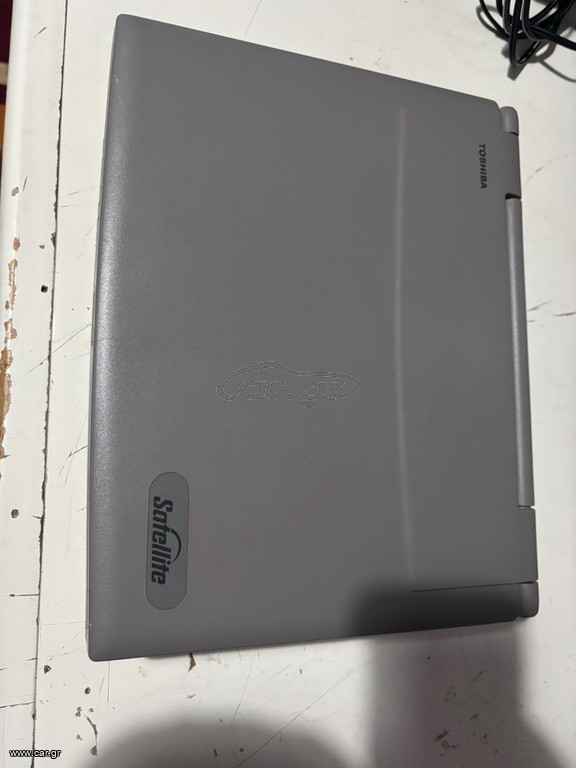 LUPTOP TOSHIBA SATELLITE
