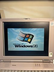 LUPTOP TOSHIBA SATELLITE-thumb-7