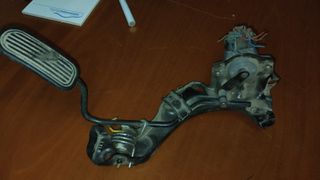 ΠΕΝΤΑΛ ΓΚΑΖΙΟΥ ΗΛΕΚΤΡΙΚΟ TOYOTA AVENSIS 1999 - 2006  89281-20010   1CD-FTV JEEP CUV DIESEL 4.1L