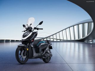 Super Soco CPX 2025 Explorer