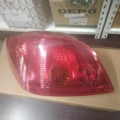 PEUGEOT 307 ΠΙΣΩ ΦΑΝΑΡΙ ΜΕΧΡΙ ΤΟ 2005