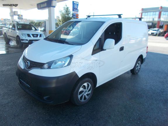 Nissan NV 200 2017