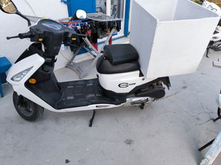 Daytona Cargo 125 2021-thumb-5
