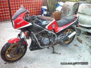 HONDA VF750F 1983-thumb-1
