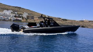 Technohull 2024 Grand Sport 38-2x400-V10-thumb-5