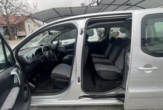 Peugeot Partner 2013-thumb-18