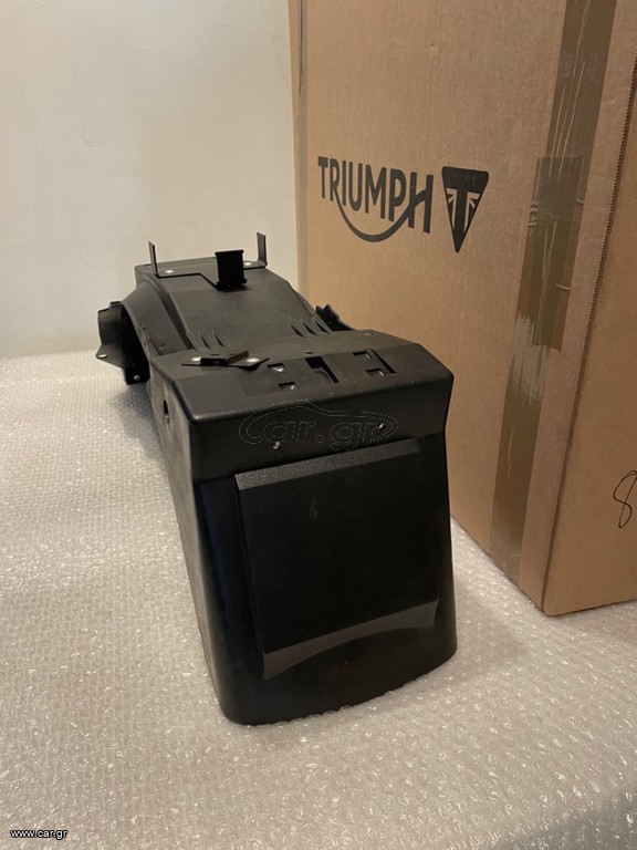 Triumph rear mudguard TRIDENT 750/900-SPRINT CARBS φτερό πίσω  T2301130