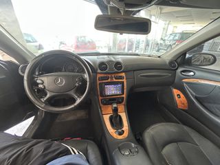 Mercedes-Benz CLK 200 2005-thumb-9