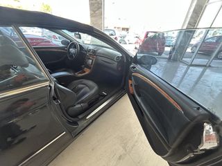 Mercedes-Benz CLK 200 2005-thumb-11