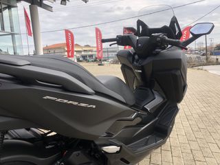 Honda Forza 125 2026 Smart Top Box-thumb-3