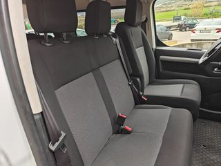 Peugeot Traveller 2019-thumb-13